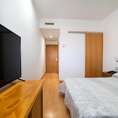 Hotel Puerta De Cazorla Luaran gambar