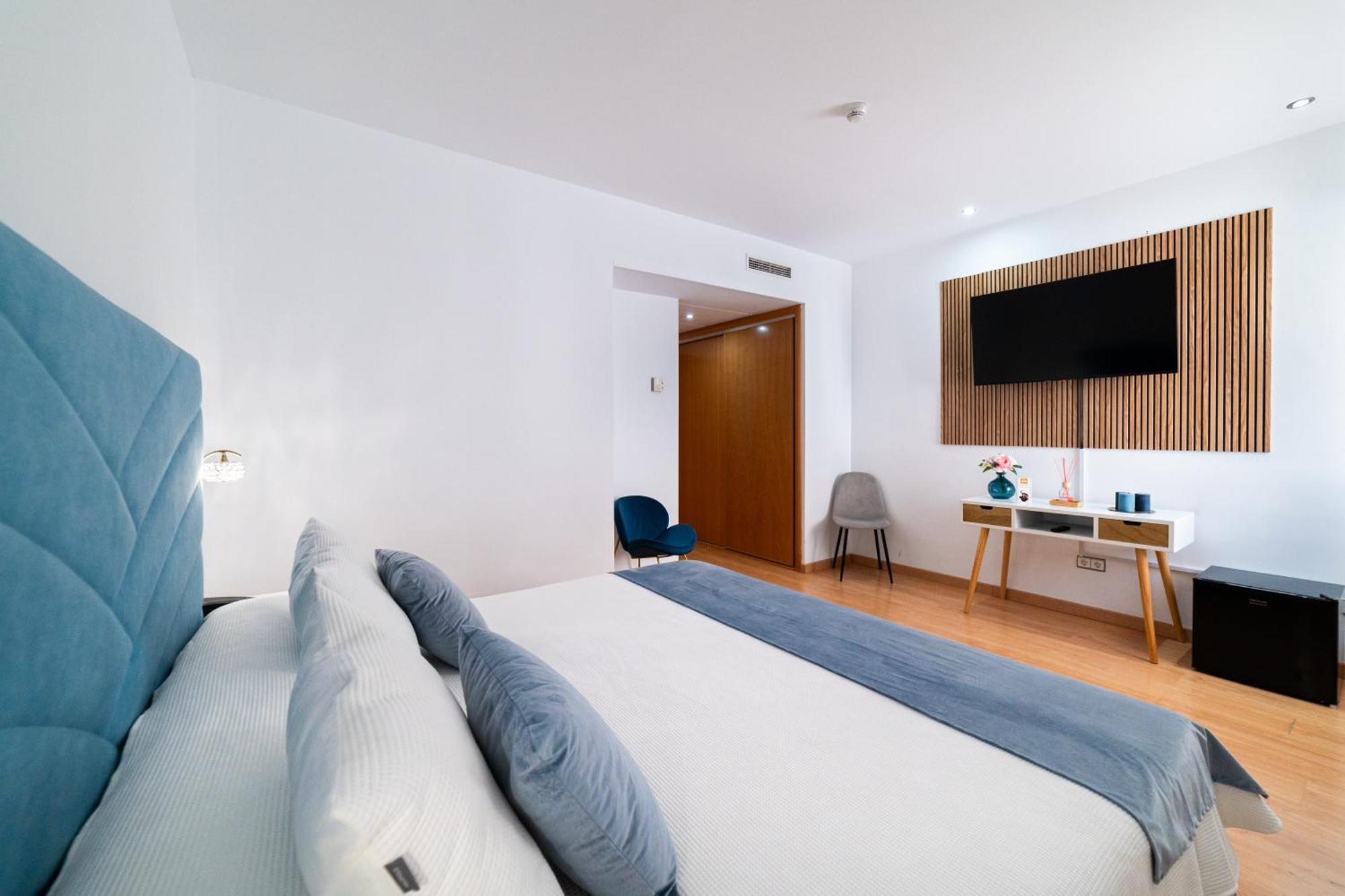 Hotel Puerta De Cazorla Luaran gambar